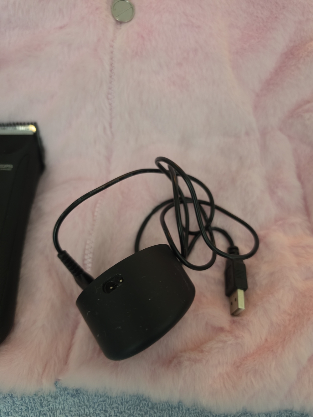 Manscaped Black USB Charging Dock for Electric Trimmer
